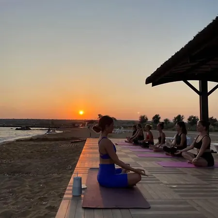 Апартаменты In Thalassa & Retreat