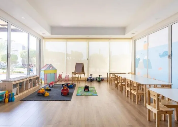 In Thalassa & Retreat *