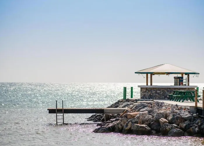 Lägenhet In Thalassa & Retreat