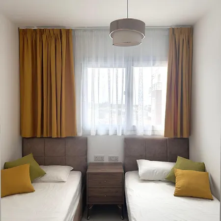 Spacious In Thalassa & Retreat 아파트 Vokolidha