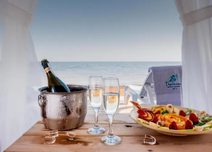 In Thalassa & Retreat *