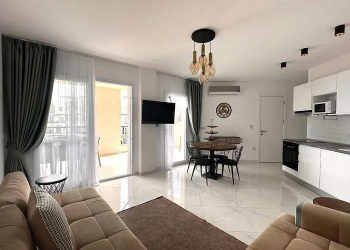 In Thalassa & Retreat * Vokolidha