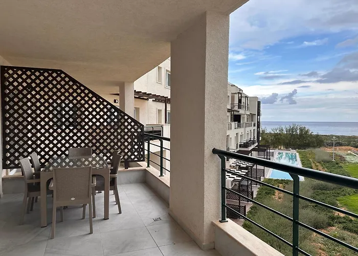 Lägenhet In Thalassa & Retreat